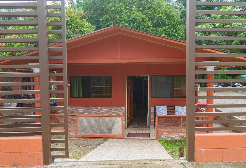 Casita Colorada, Sierpe De Osa Exterior foto